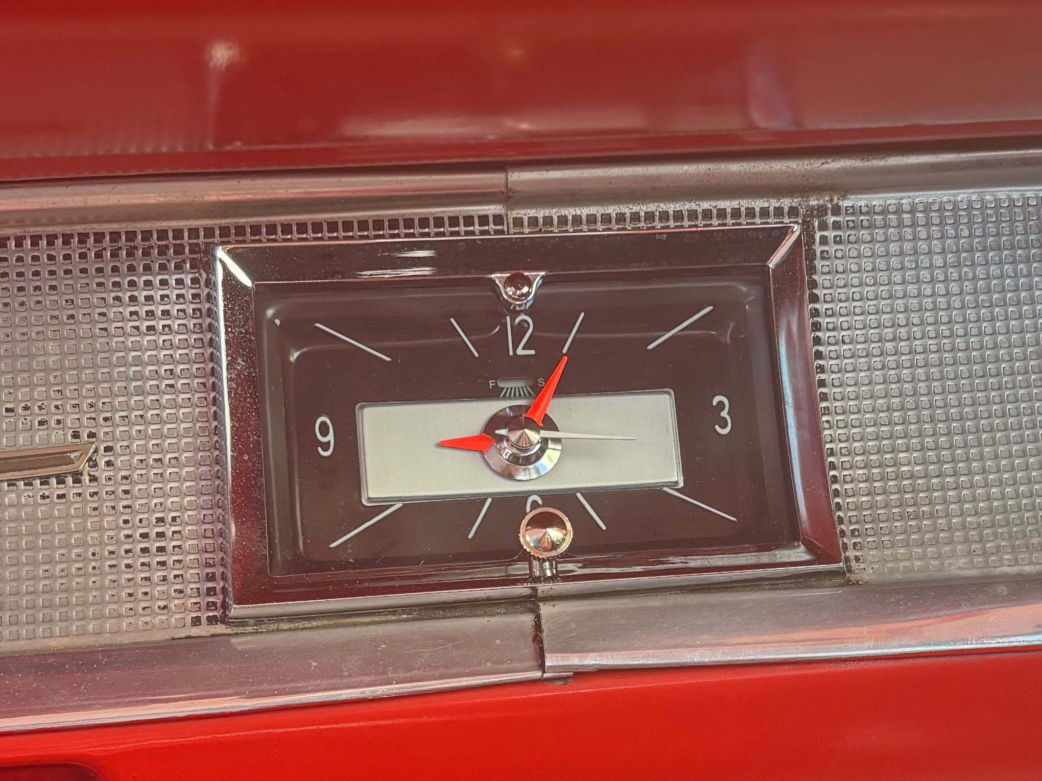Ecklers In-Dash Clock with Quartz Movement; Black Face (1957 150