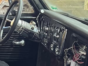 Upgrade The Gauges In Your 1967-1972 GM Truck With Classic Instruments - Motor Life - Foto 12